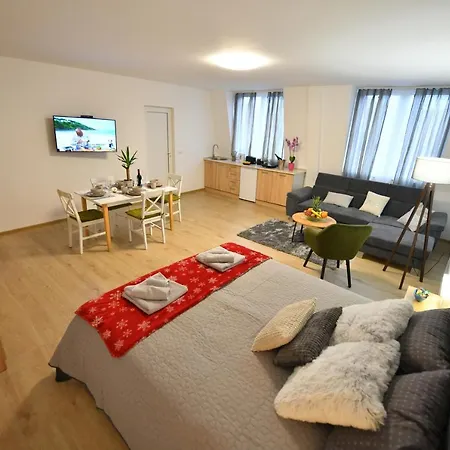 West In Apartament *